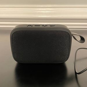 Old Navy Bluetooth speaker
